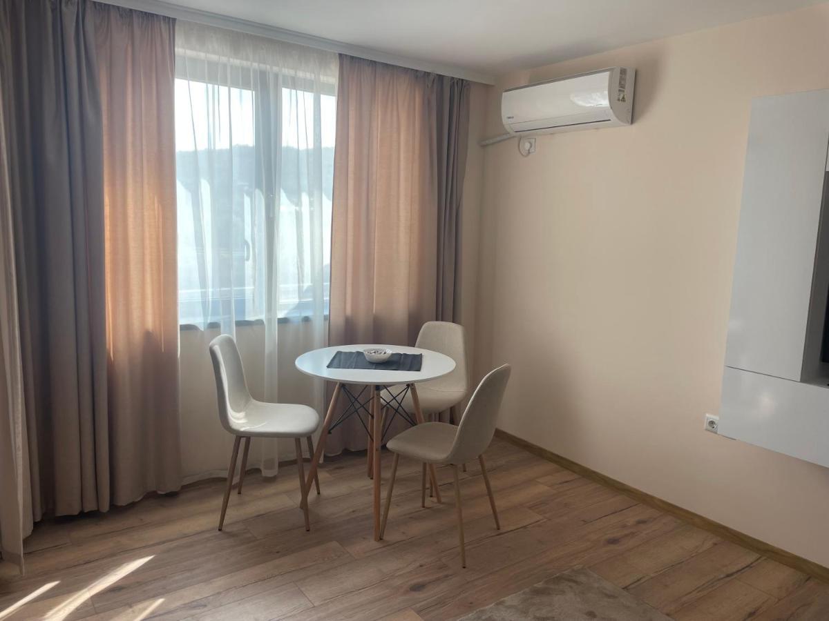 Teddy Apartment Veliko Tărnovo Exteriör bild